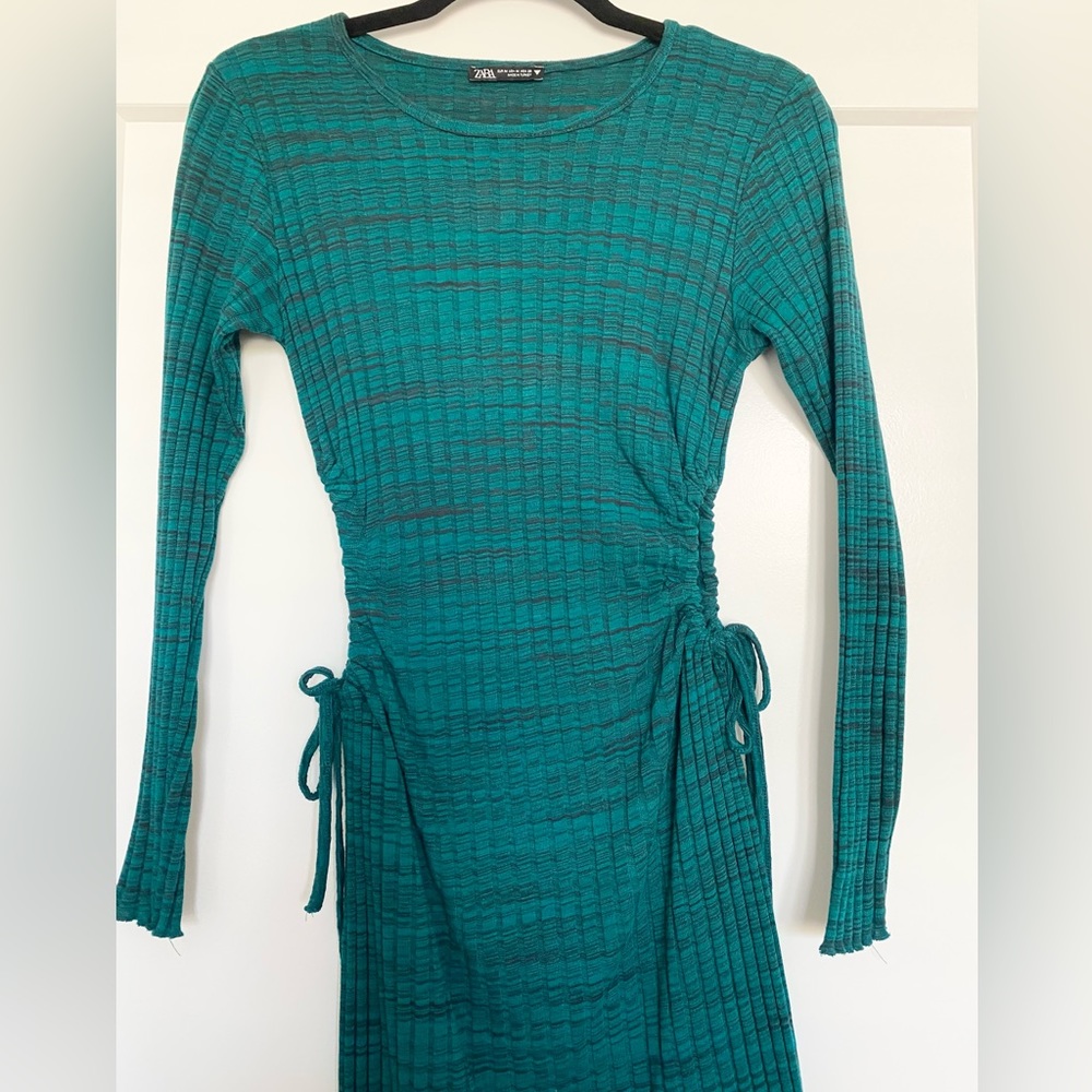 ZARA GREEN DRESS 👗 - Picture 7 of 10